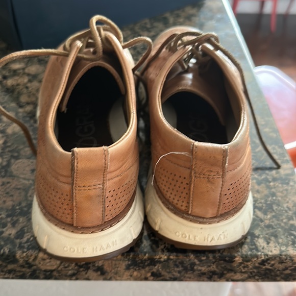 Tan Cole Haan sneakers - Picture 3 of 4